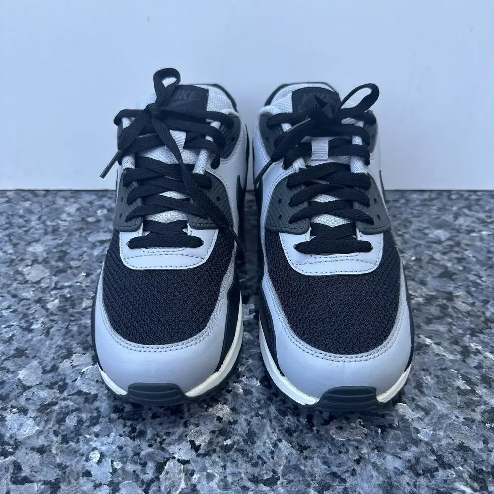 Nike Air Max 90 Essential Wolf Grey Black Shoes Men’s Size 8 (537384-053)